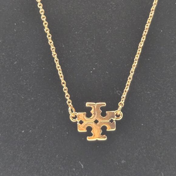 NEW Tory Burch Kira Logo Rose Gold Necklace Classic Simple Preppy Everyday - Picture 1 of 5